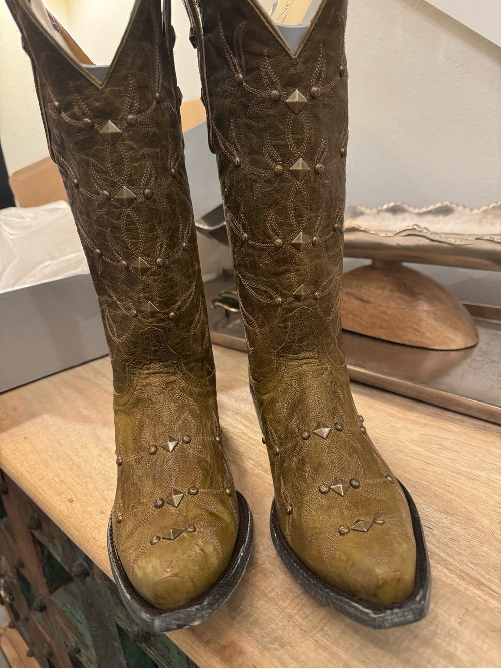 Old Gringo Olive Polostud 13" Cowboy Boots - Picture 9 of 15